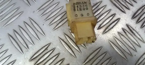 Nissan Primera Other relay 2433651e00