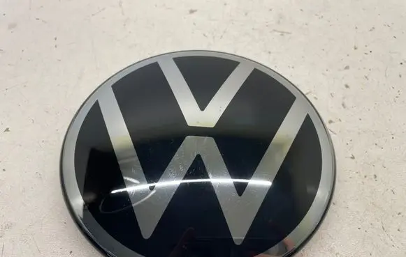 Volkswagen Golf VIII Manufacturer badge logo/emblem 5H0853601M 256626