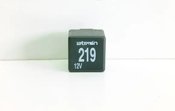 Volkswagen PASSAT B5.5 Other relay 443951253AA