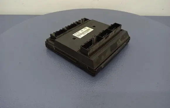 Volkswagen Transporter - Caravelle T5 Comfort/convenience module 7H0937049P