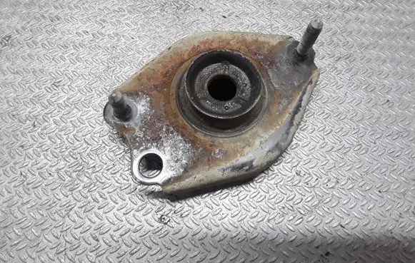 Toyota Corolla Verso AR10 Coil spring/strut mount 
