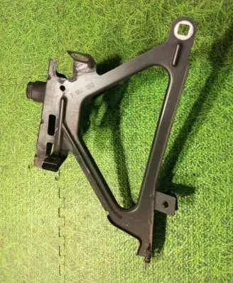 BMW 7 F01 F02 F03 F04 Radiator support slam panel bracket 7184180