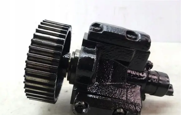 Fiat Punto Evo Fuel injection high pressure pump 