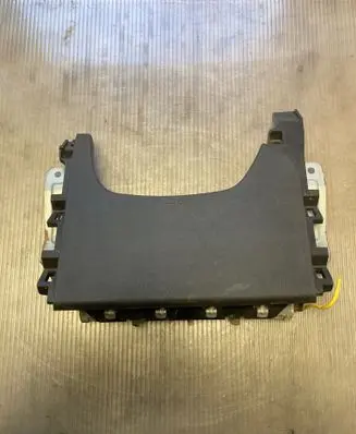 Mitsubishi ASX Knee airbag 7030A241 VH61YFHABQ71 617622400E
