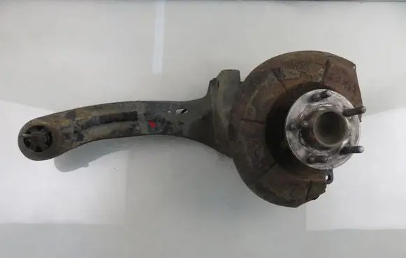 Rear control arm