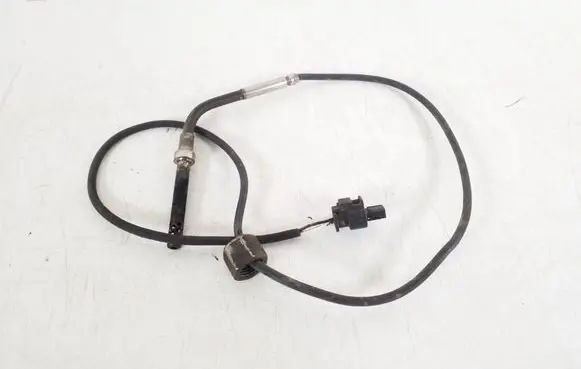 Mercedes-Benz CLS C219 Exhaust gas temperature sensor A0051534528