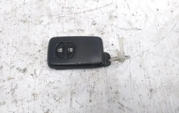Toyota Prius (XW30) Ignition key/card 