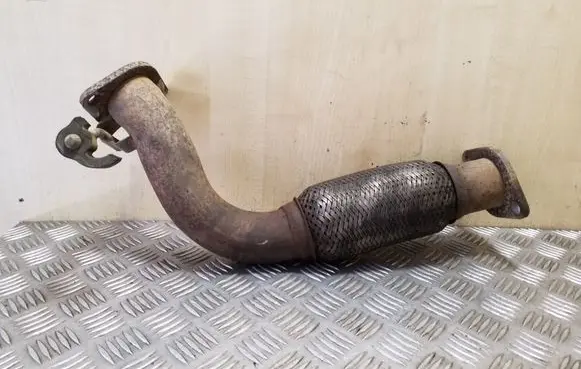 KIA Sorento Muffler pipe connector clamp 
