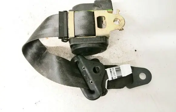 Peugeot 206 Rear seatbelt