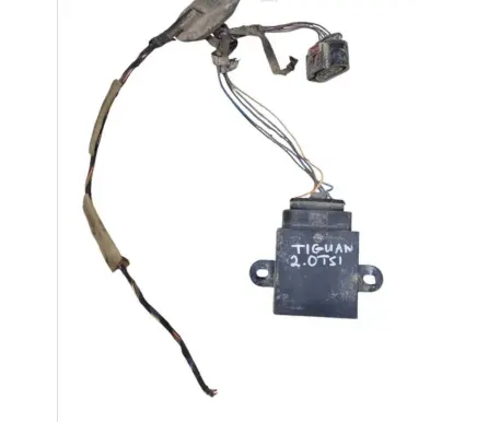 Volkswagen Tiguan Fuel injection pump control unit/module 5N0201320A