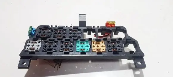 Skoda Superb B5 (3U) Fuse box set 8D0937503E