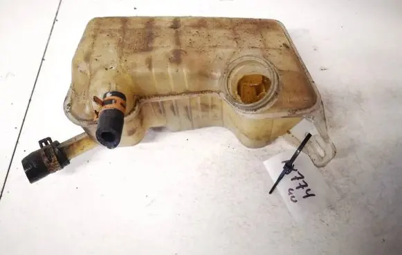 Coolant expansion tank/reservoir
