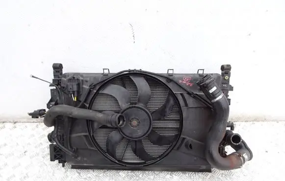 Opel Zafira C Radiator set 16470896 0130308486