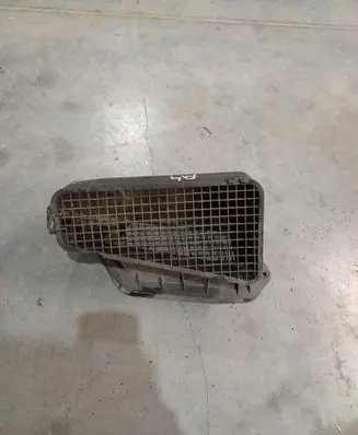 Audi A4 S4 B5 8D Air intake hose/pipe 8K1819904