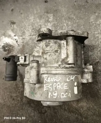 Renault Espace IV Vacuum pump D163322916 2B120504