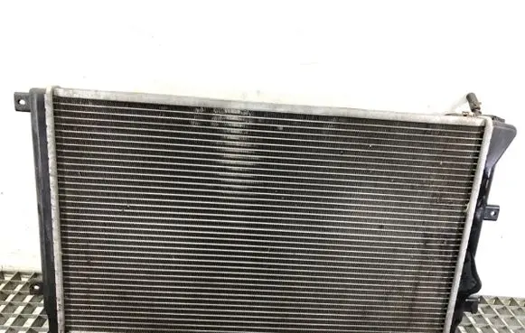 Volkswagen Golf V Coolant radiator 
