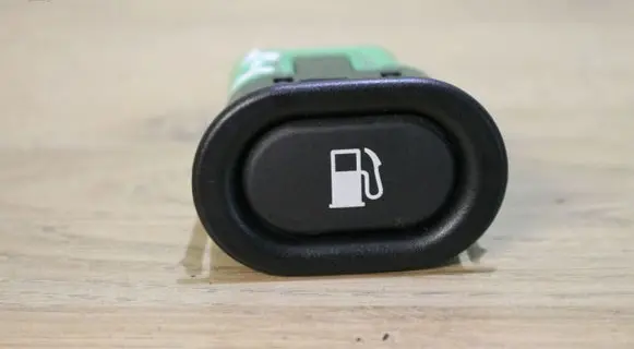 Saab 9-5 Fuel tank opening switch 4617544