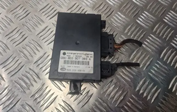 Audi A4 S4 B7 8E 8H Tow bar trailer control unit/module 8E0907383A