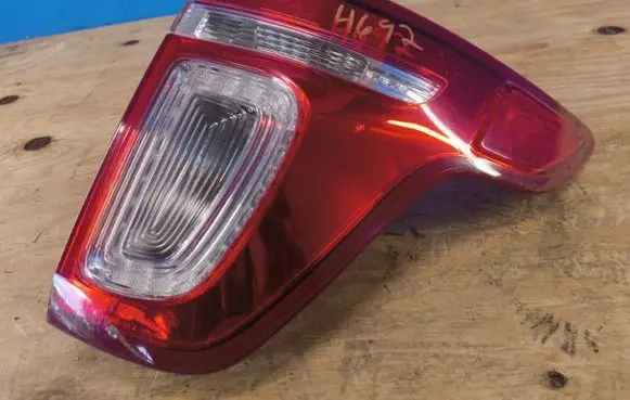 Ford Explorer V Boot/trunk interior light BB5Z13404C