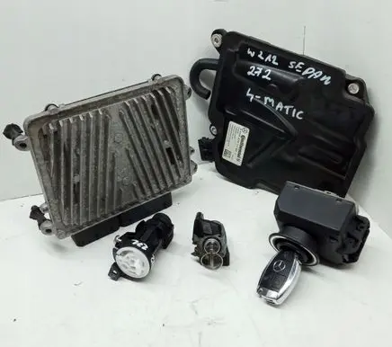 Mercedes-Benz E W212 Engine ECU kit and lock set 0002701752