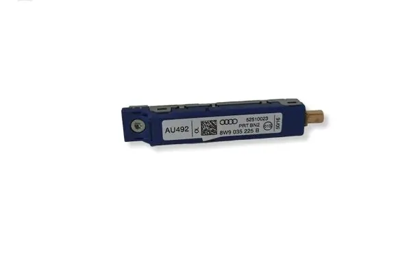 Audi A4 S4 B9 Aerial antenna amplifier 8W9035225B