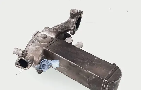 Porsche Cayenne (92A) EGR valve cooler 057131515L