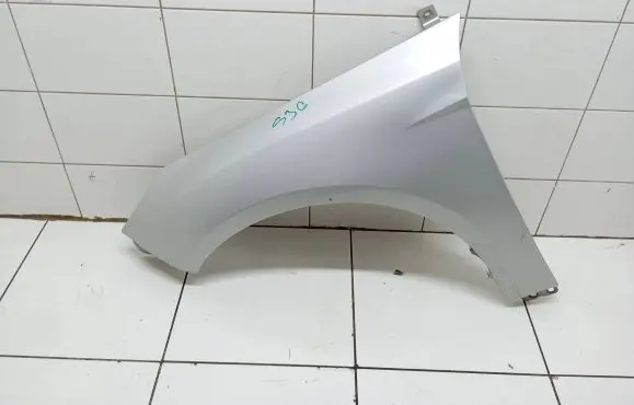 Ford Focus Fender