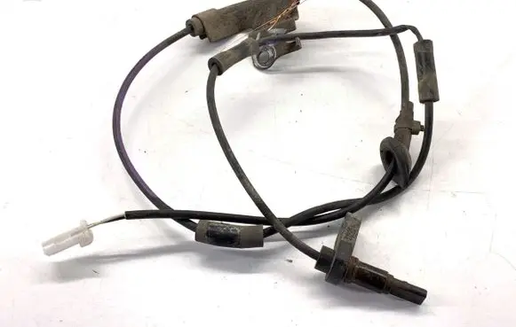 Toyota RAV 4 (XA40) ABS wheel speed sensor 