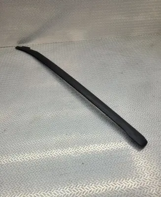 BMW 4 F36 Gran coupe Windshield trim 7285928