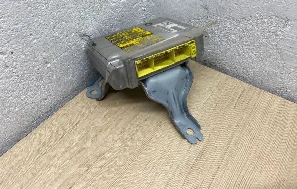 Lexus RX 300 Airbag control unit/module 8917048060 1523006411 026411009UX