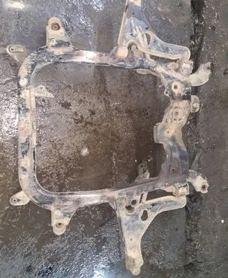 Opel Astra H Front subframe 