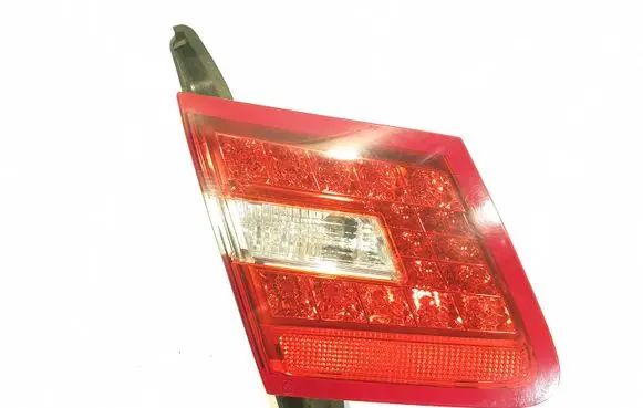 Mercedes-Benz E C207 W207 Tailgate rear/tail lights A2078200364