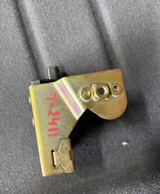 Volkswagen Golf IV ESP acceleration yaw rate sensor 1J1907637A