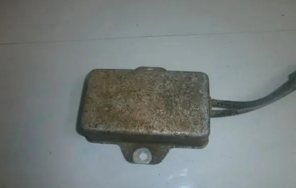 Mitsubishi Space Wagon Glow plug pre-heat relay MD127321