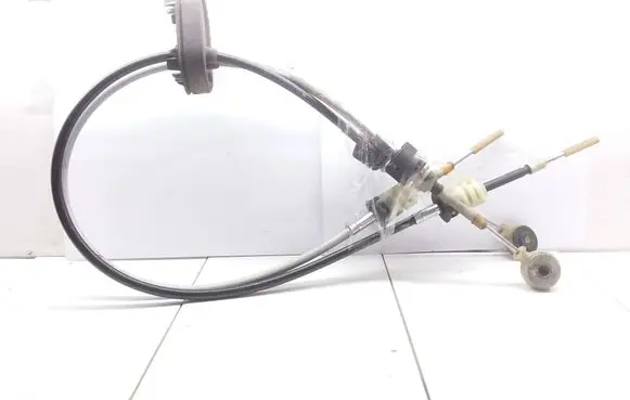 Opel Vectra C Gear shift cable linkage 55355351