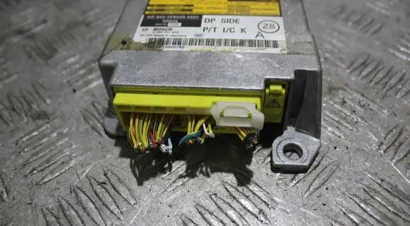Lexus IS 220D-250-350 Airbag control unit/module 8917053100