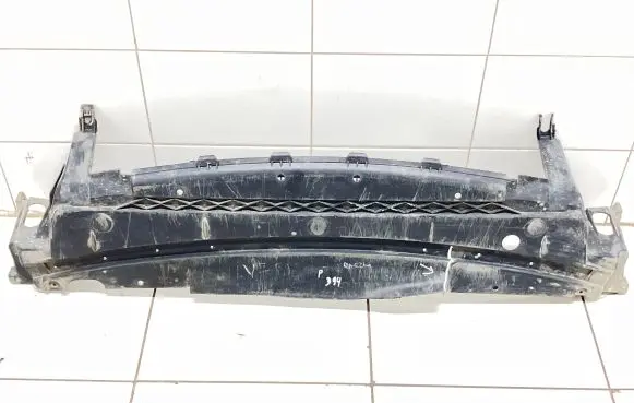 Volvo S60 Front bumper skid plate/under tray 09151896
