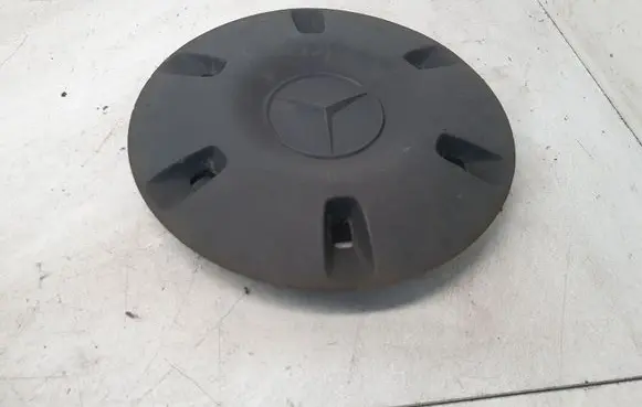Mercedes-Benz Sprinter W901 W902 W903 W904 R12 wheel hub/cap/trim A9064010025