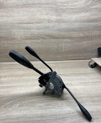 Mercedes-Benz SLK R171 Wiper turn signal indicator stalk/switch A1715402545