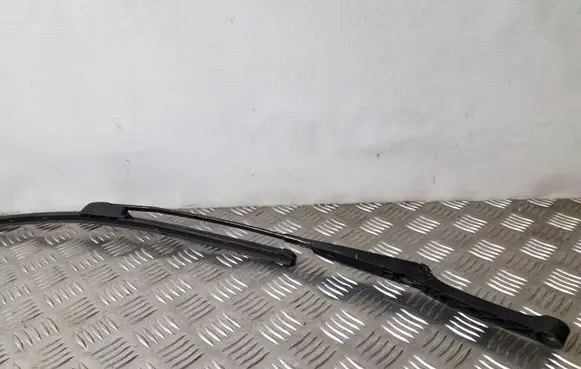Audi A6 S6 C4 4A Front wiper blade arm 4A1955408A