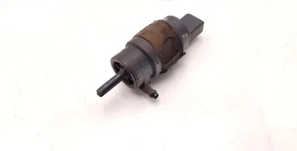 Audi A4 S4 B8 8K Windscreen/windshield washer pump 8K5955647