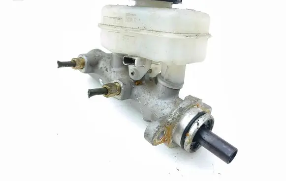 Nissan 350Z Master brake cylinder