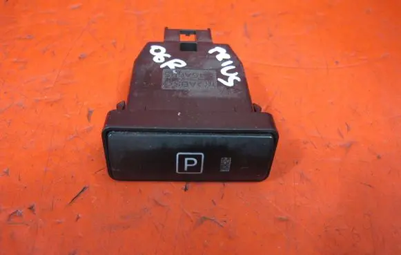 Toyota Prius (NHW20) Hand parking brake switch 15A685
