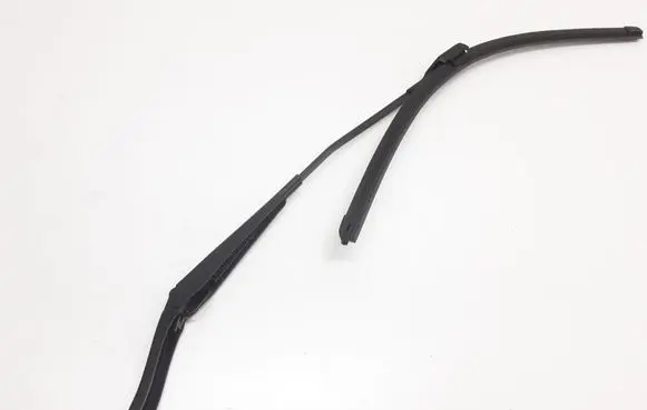 Volvo XC60 Front wiper blade arm 30753525