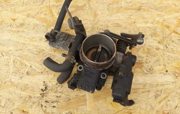Opel Astra G Engine shut-off valve 
