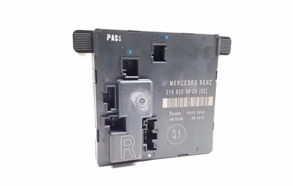 Mercedes-Benz CLS C219 Door control unit/module A2198203626
