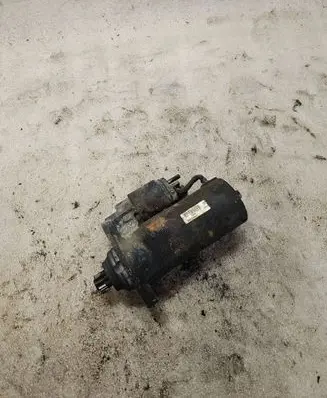 Volkswagen Polo Starter motor 674289 0001124011