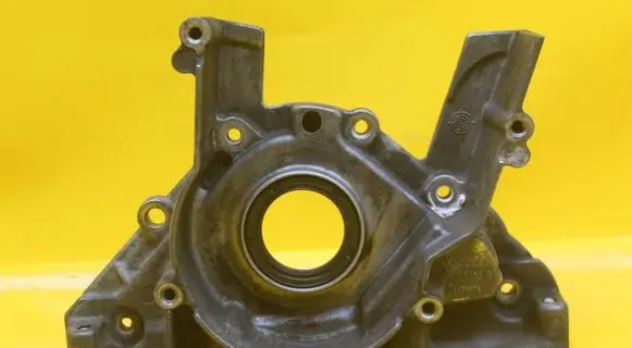 Volkswagen Caddy Oil pump 038103153Q