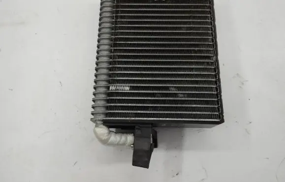 Maserati Quattroporte Air conditioning (A/C) radiator (interior) 