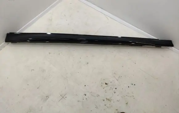 Volkswagen ID.7 Side skirt front trim 14A833856C LSZ078